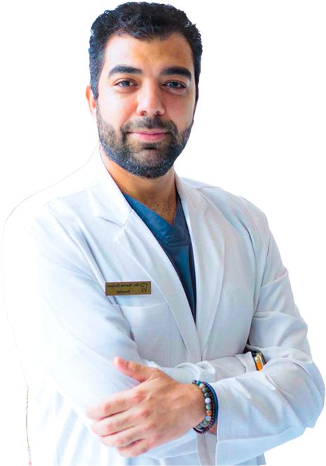 https://aljomanclinics.com/wp-content/uploads/2025/02/دكتور-كريم-رفعت-طبيب-أسنان-عام_.png